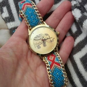 Adjustable elephant watch